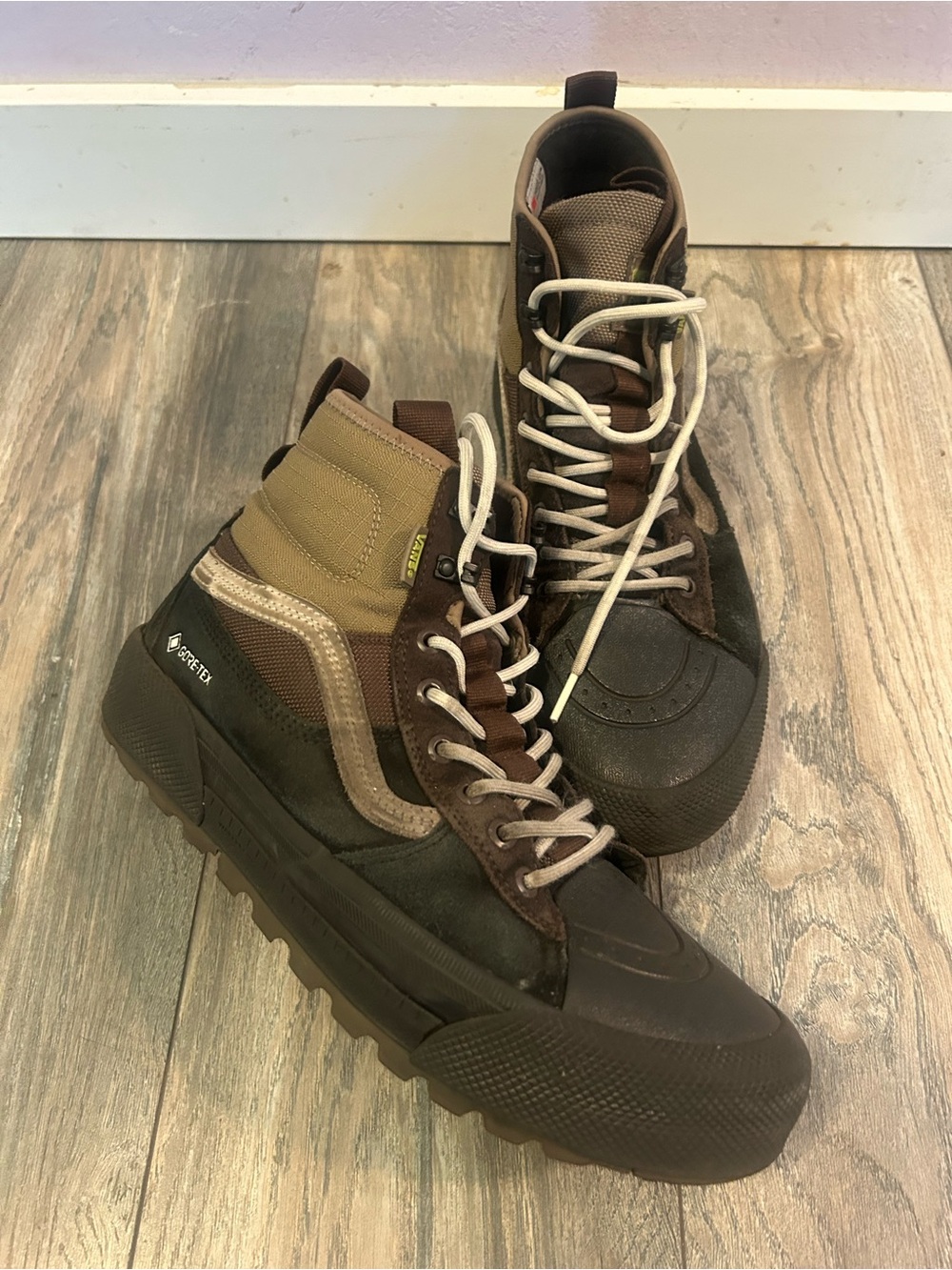 Vans Sk8- Hi GORE-TEX MT3 Waterproof Outdoor Boots US Men's 9.5 Women’s 11